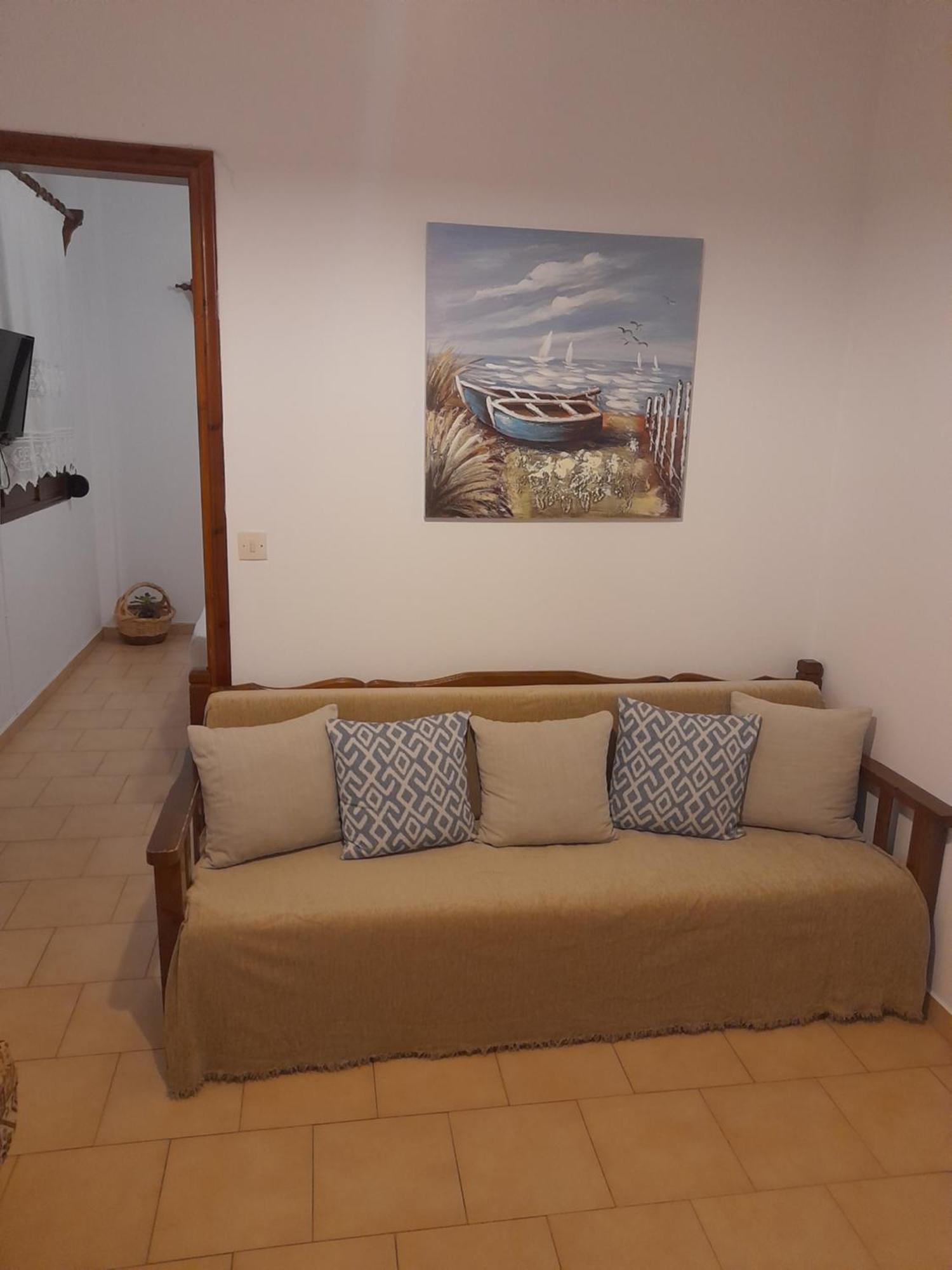 Lilian Beachfront Apartments Нео Кліма Екстер'єр фото